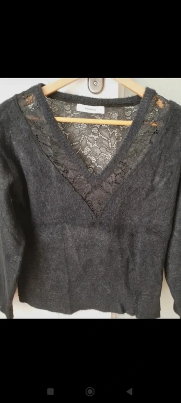 Pull doux noir avec dentelle Promod 36 - photo numéro 2