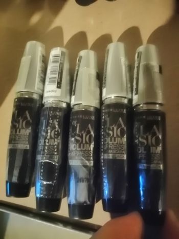 5 Mascara gemey maybelline