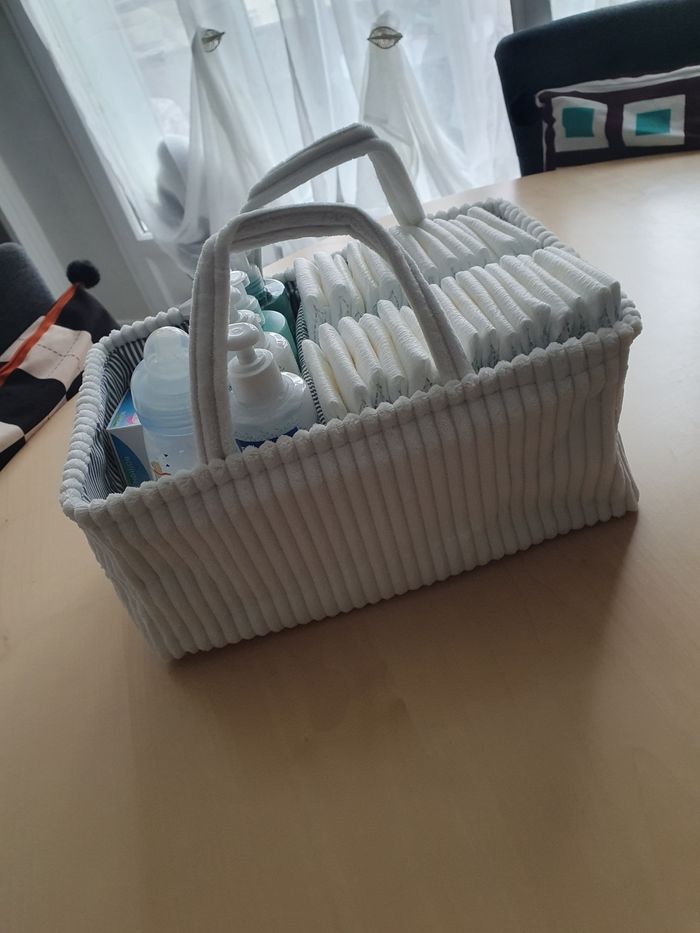 Sac à langer/organisateur de couches - photo numéro 4