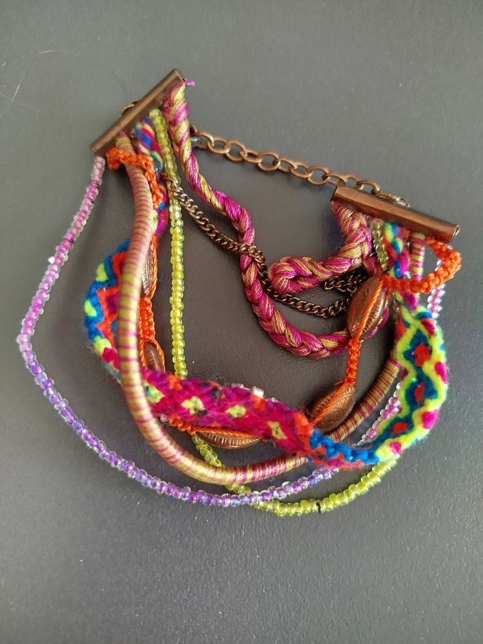 Bracelet ethnique multicolore