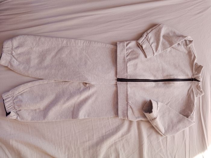 Ensemble jogging Decathlon 24 mois