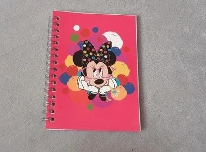 Petit carnet à spirales disney minnie neuf