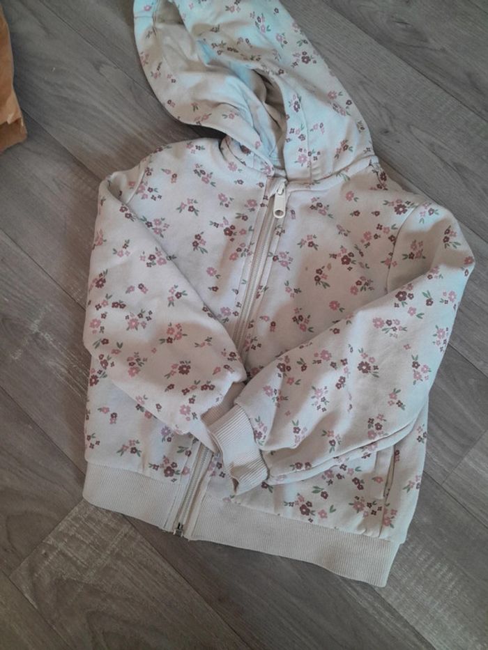 Gilet à capuche - photo numéro 2