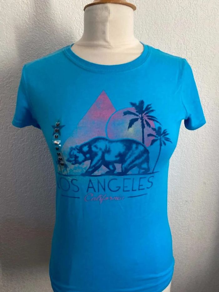 T-shirt neuf  T38 - photo numéro 2