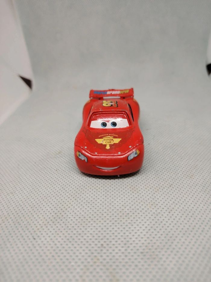 Voiture cars disney metal flash McQueen lightning - photo numéro 3
