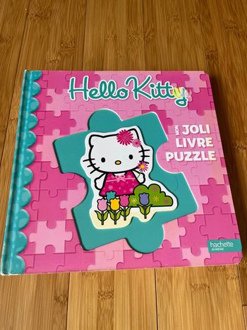 Livre puzzle hello kitty