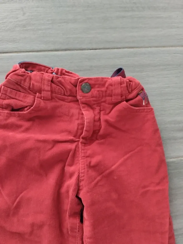 Pantalon.8 ans - photo numéro 2