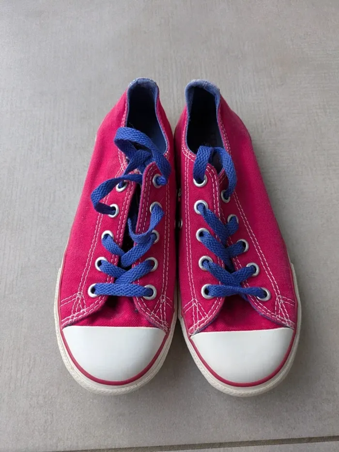 Jolies converse T32