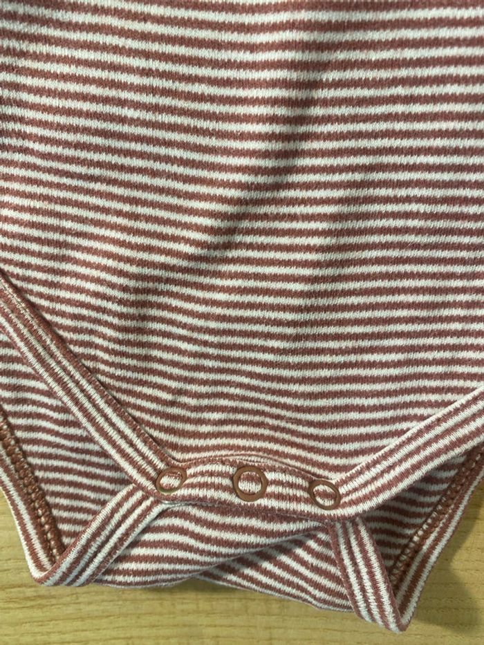 Body bébé - photo numéro 3