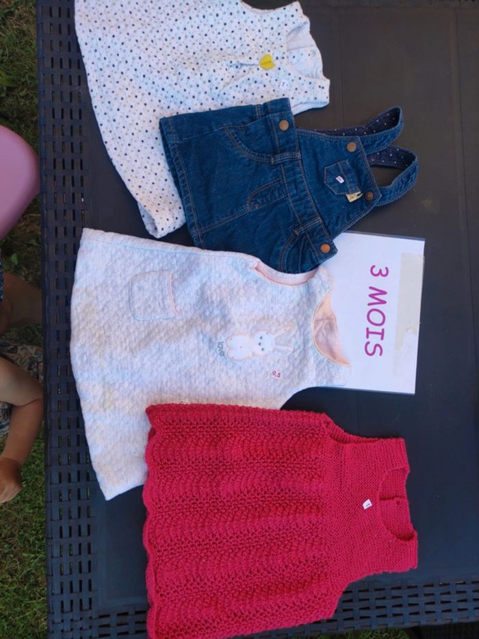 4 robe sans manche été 3 mois fille