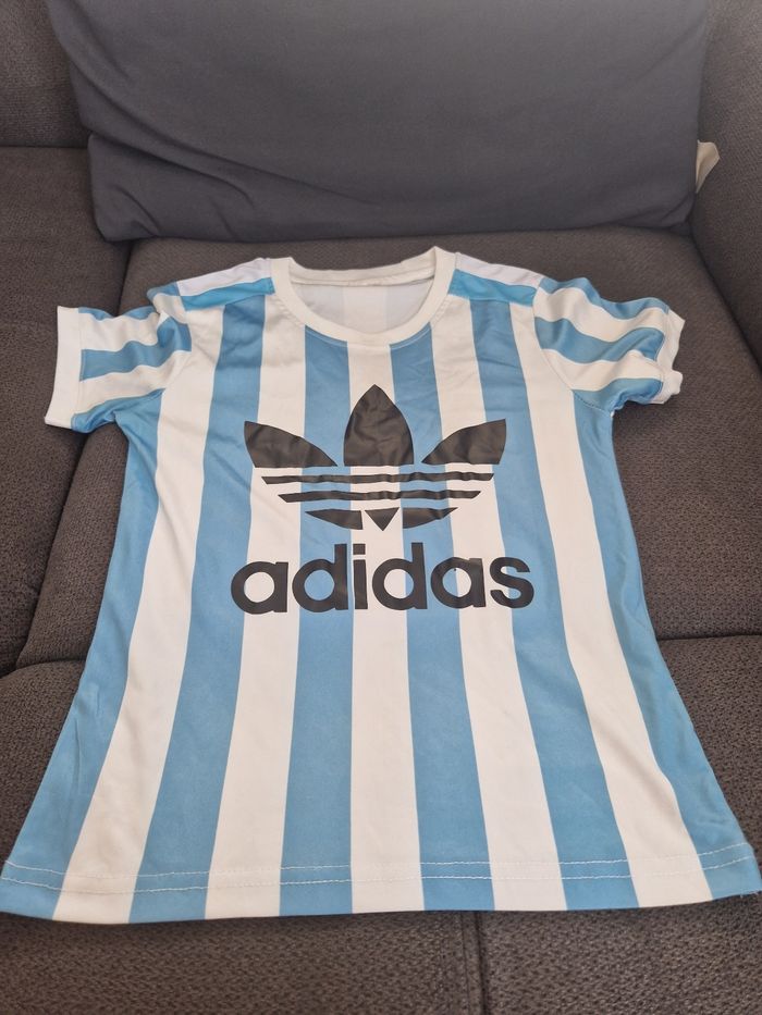 Tee shirt taille 6 ans