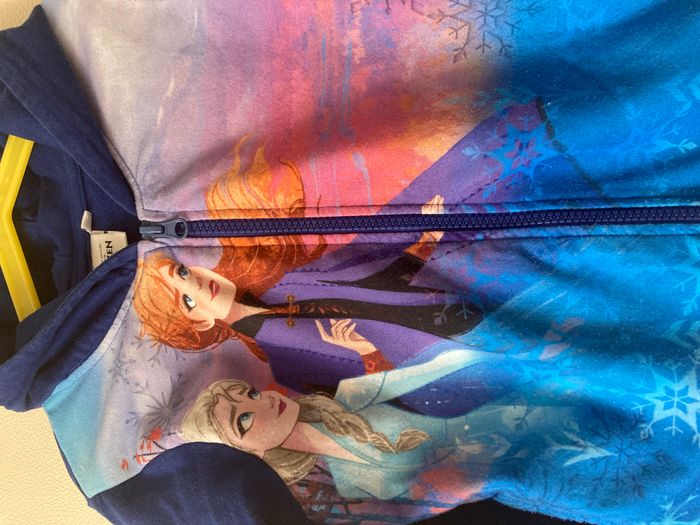 gilet zippé à capuche Disney Reine des neiges - photo numéro 2