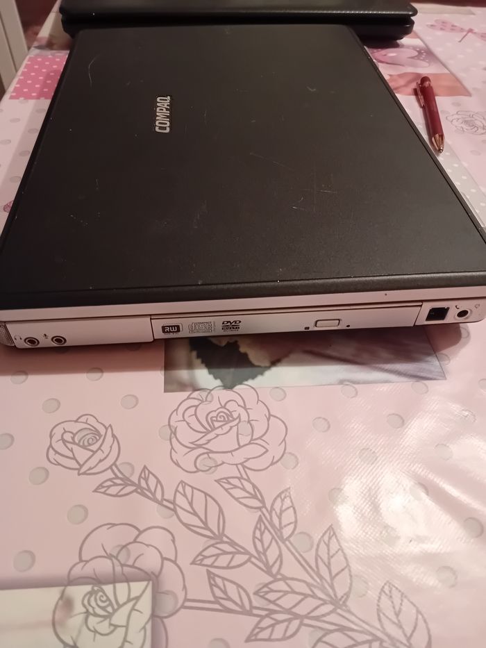 Ordinateur portable - photo numéro 6