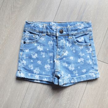 Jolie short bleu Minnie. Fille 4 ans. Marque Disney