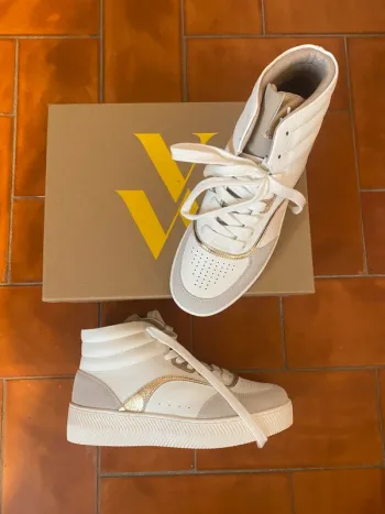 Baskets montantes blanches et dorées 39 Vanessa Wu
