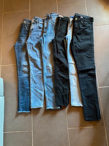 Jeans femme lot taille 32 très bon état