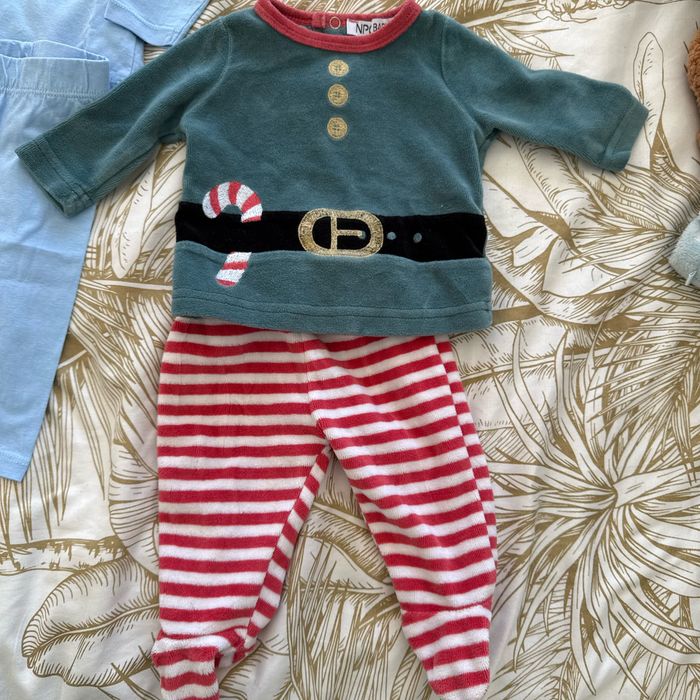 Pyjama Velours Noël Pour Garçon – Haut Imprimé Motifs Noël, Pantalon Rayé, 75% Coton, Taille élastique
