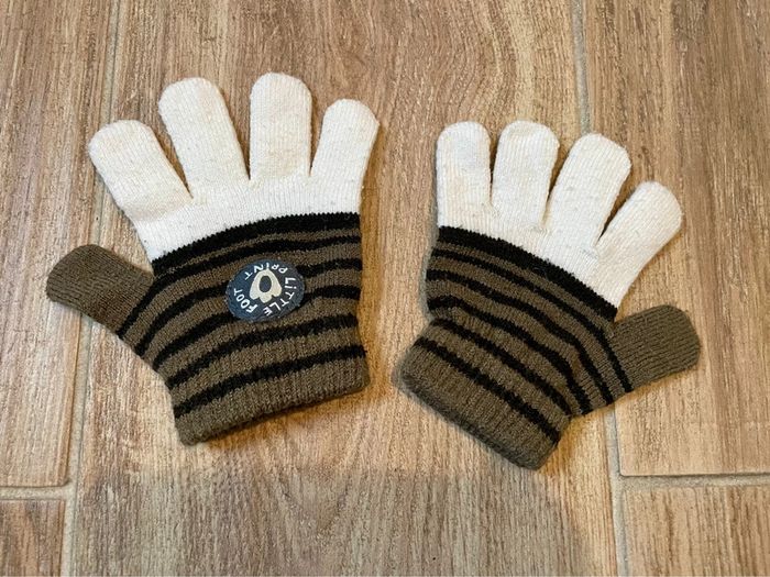 Lot gants laine enfant