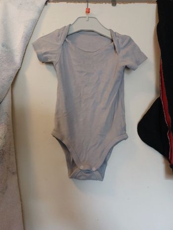 Body manche courte 12 mois