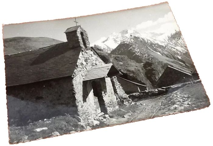 Carte postale ancienne L' Alpe de Venosc (Isère) L' Eglise Saint-Claude