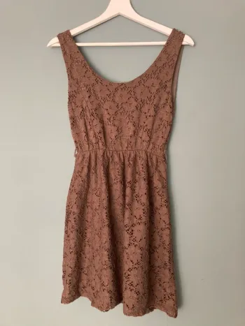 Petite Robe Marron Broderie Anglaise S/M