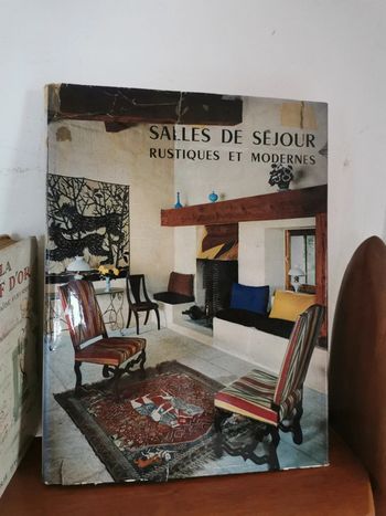 Salles de séjour rustiques et modernes par J. Fontanet