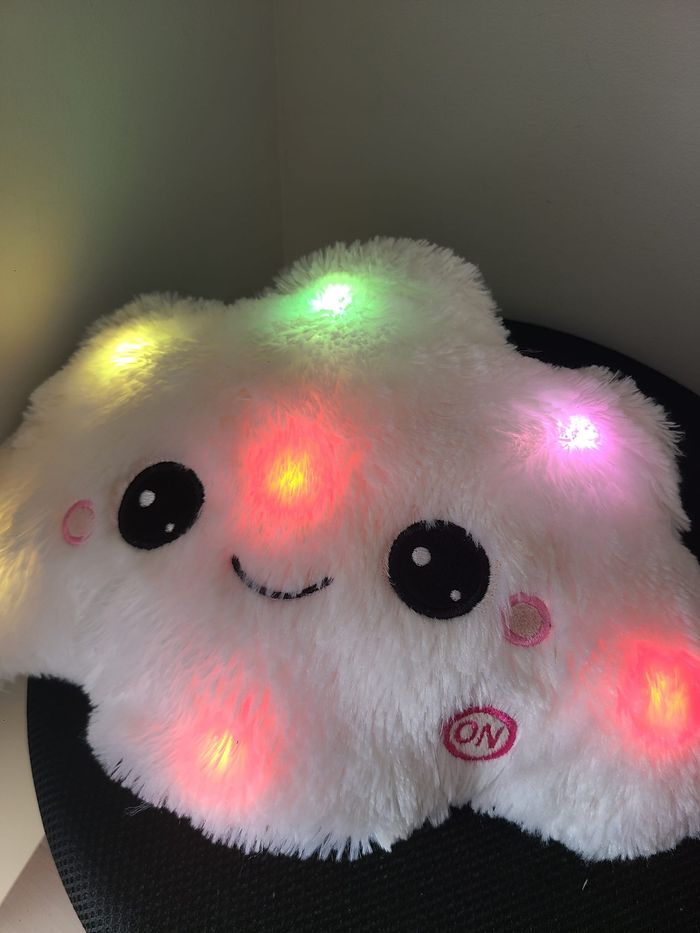 Coussin nuage lumineux - photo numéro 3