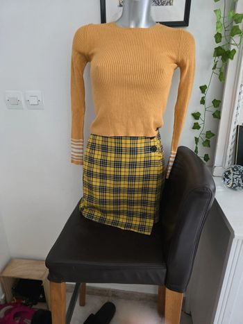 Duo pull jupe  parfait pour style Tendance et confortable