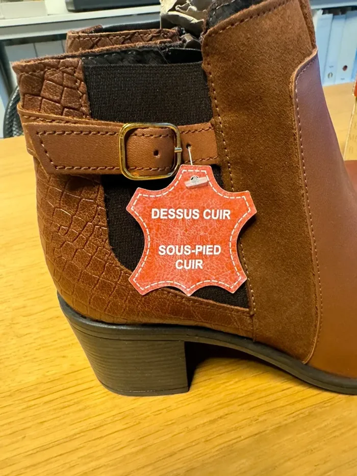 Chelsea boots à talon Simplement B taille 38 - photo numéro 2