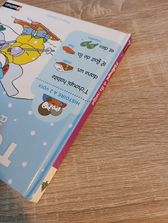 Livre T'choupi a la neige histoires a deux voix - photo numéro 2