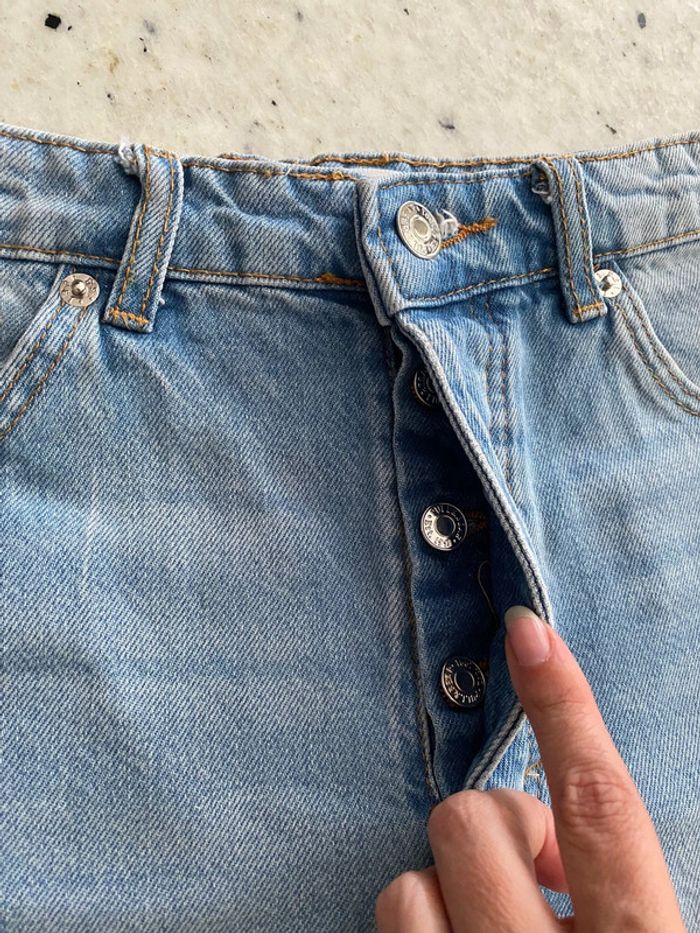 Short en jean Pull&Bear 40 - photo numéro 3