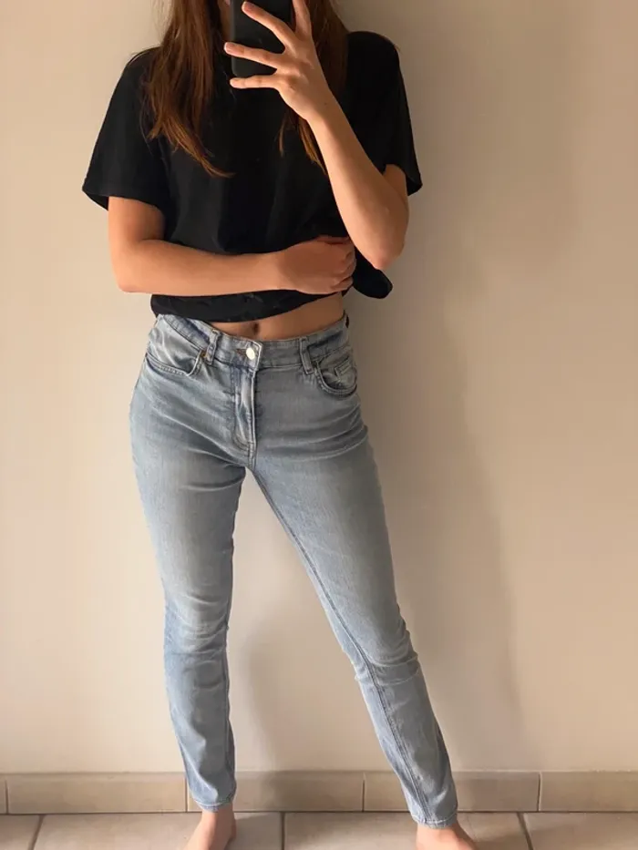 Jeans clair - photo numéro 2