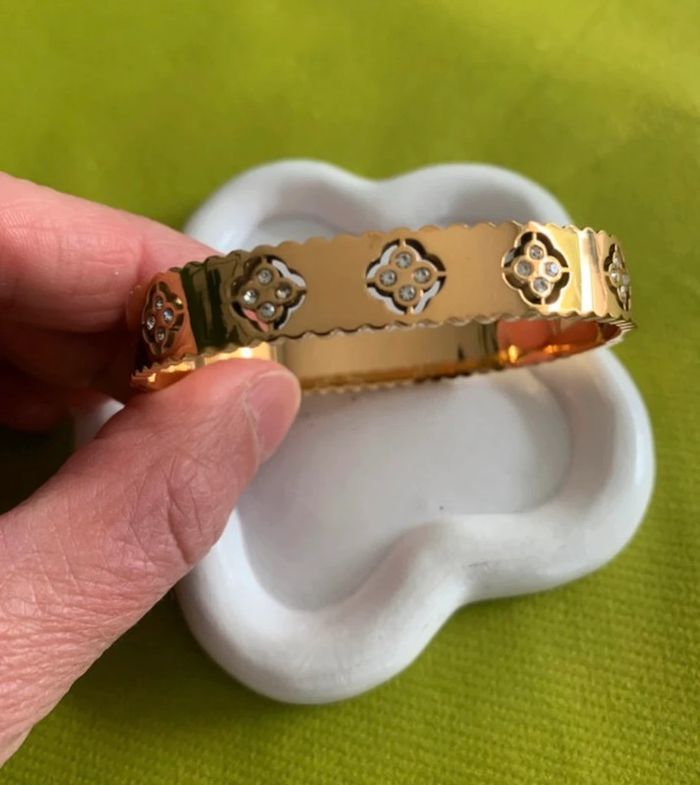 Bracelet jonc trèfle à quatre feuilles en acier inoxydable doré - photo numéro 3