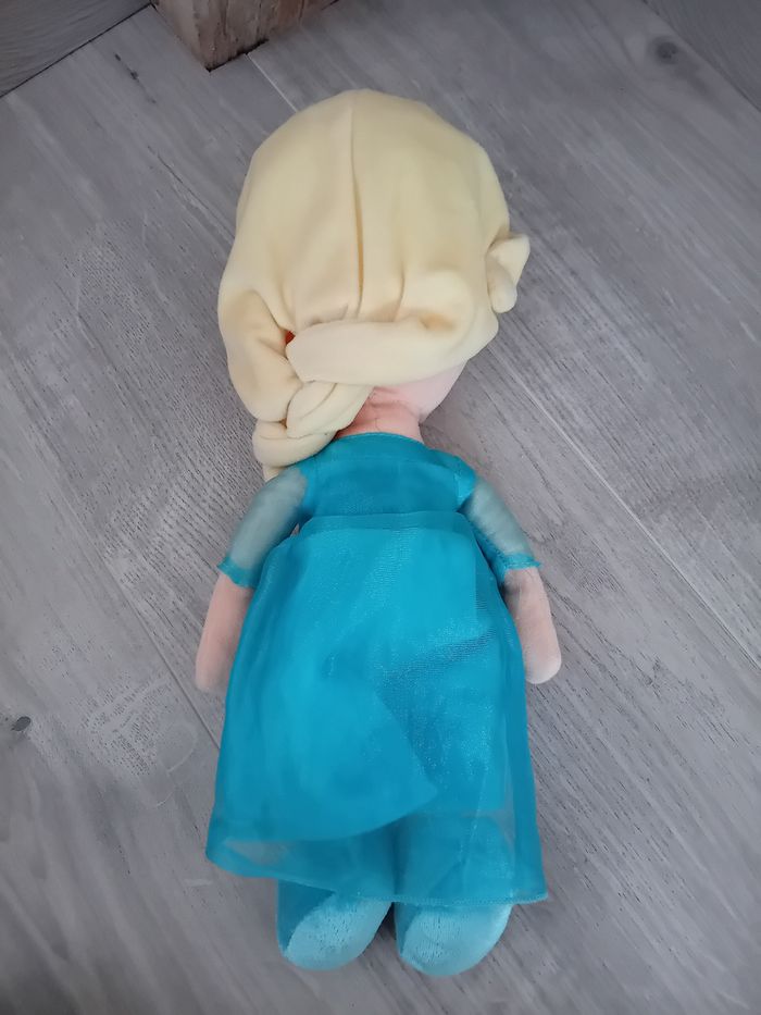 Peluche Reine des Neiges Elsa - photo numéro 2