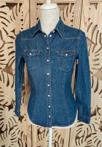 Chemise en Jean Femme, Coupe Cintrée - Taille 34 & Shirt