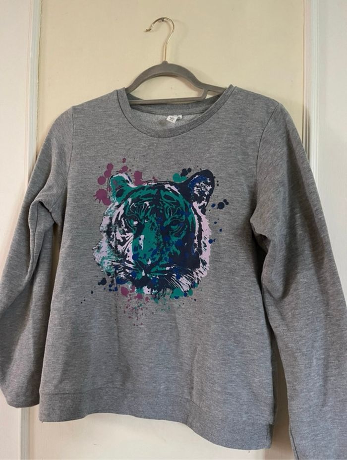 Pull gris