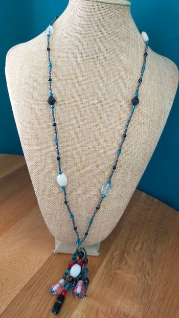 Collier vintage fait main perles ethniques – Pièce unique artisanale - Collection Brume Bleue