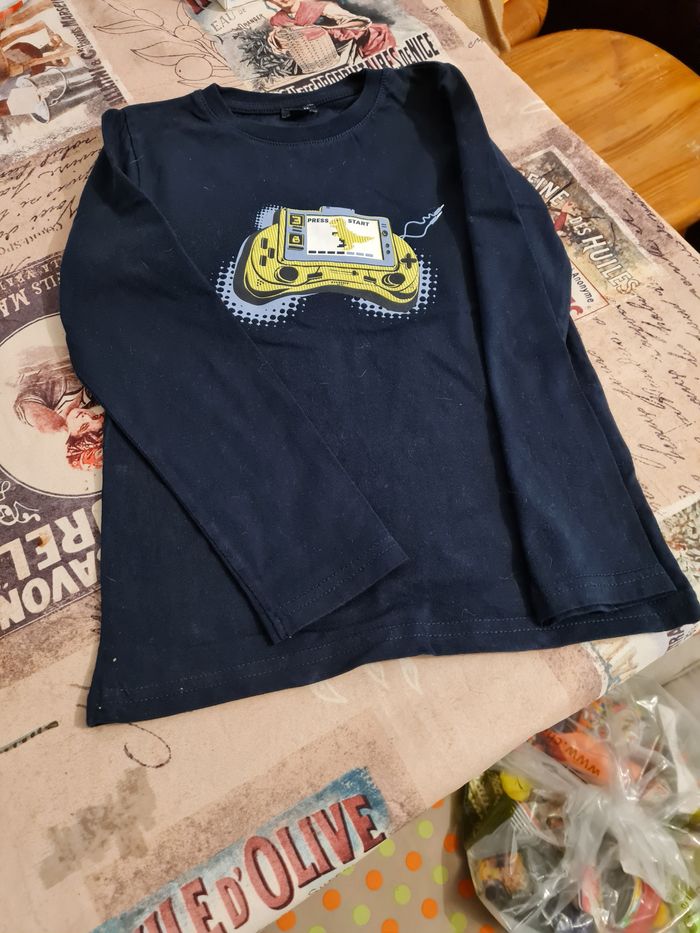 Vêtements garçon 6ans - photo numéro 5