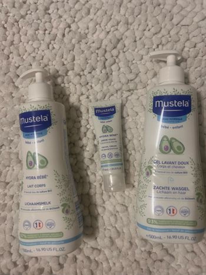 Lots de 3 produit mustela bébé