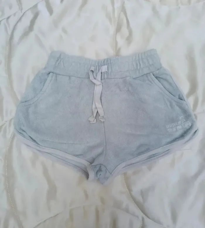 Short éponge bleu pastel Kiabi 4 ans