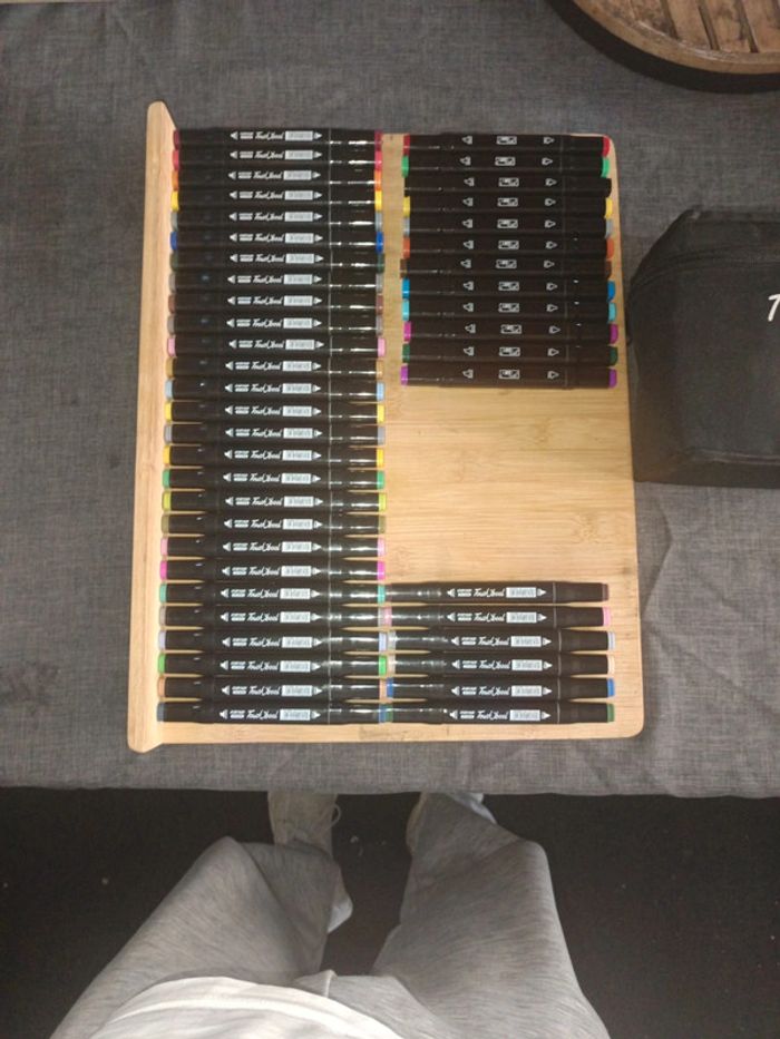 Lot de 45 feutres comme neuf - photo numéro 2