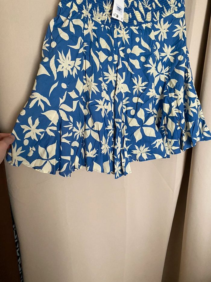 Superbe belle robe courte imprimé Zara neuve avec étiquette taille L - photo numéro 4