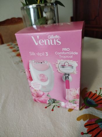 Venus silk 3