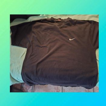 T-shirt nike