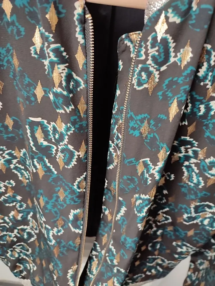 Jolie veste type bombers mi saison Taille 1 - photo numéro 11