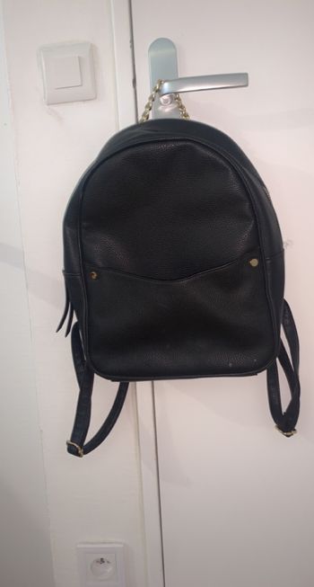 Sac à dos noir en cuire