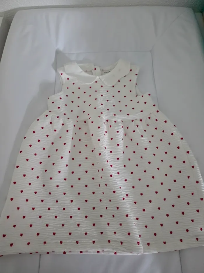 Robe bébé fille 12 mois motif coeur