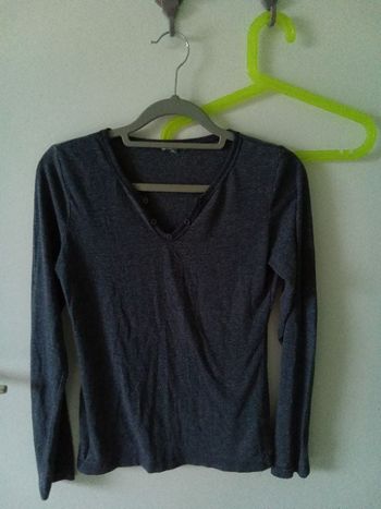 Tee shirt