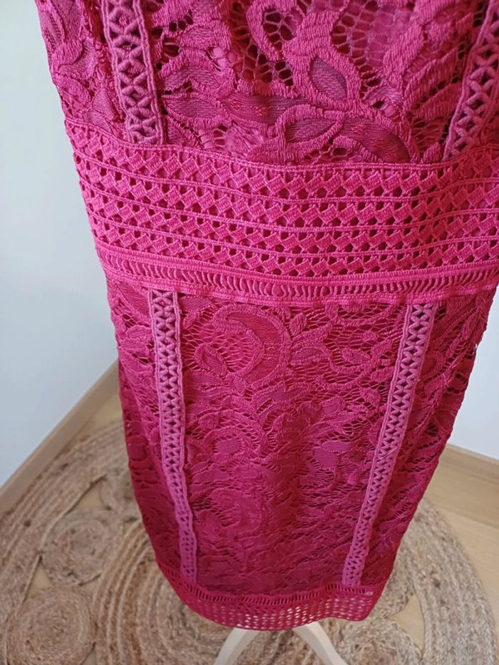 Robe Bordeaux chic en dentelle neuve Topshop taille XXS 32 - photo numéro 4