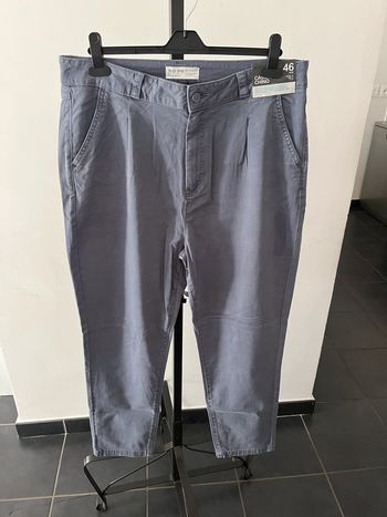 Pantalon bleu-gris Taille 46.